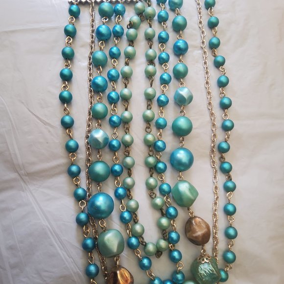 SALE   Vintage 5 Strand necklace - Picture 6 of 13